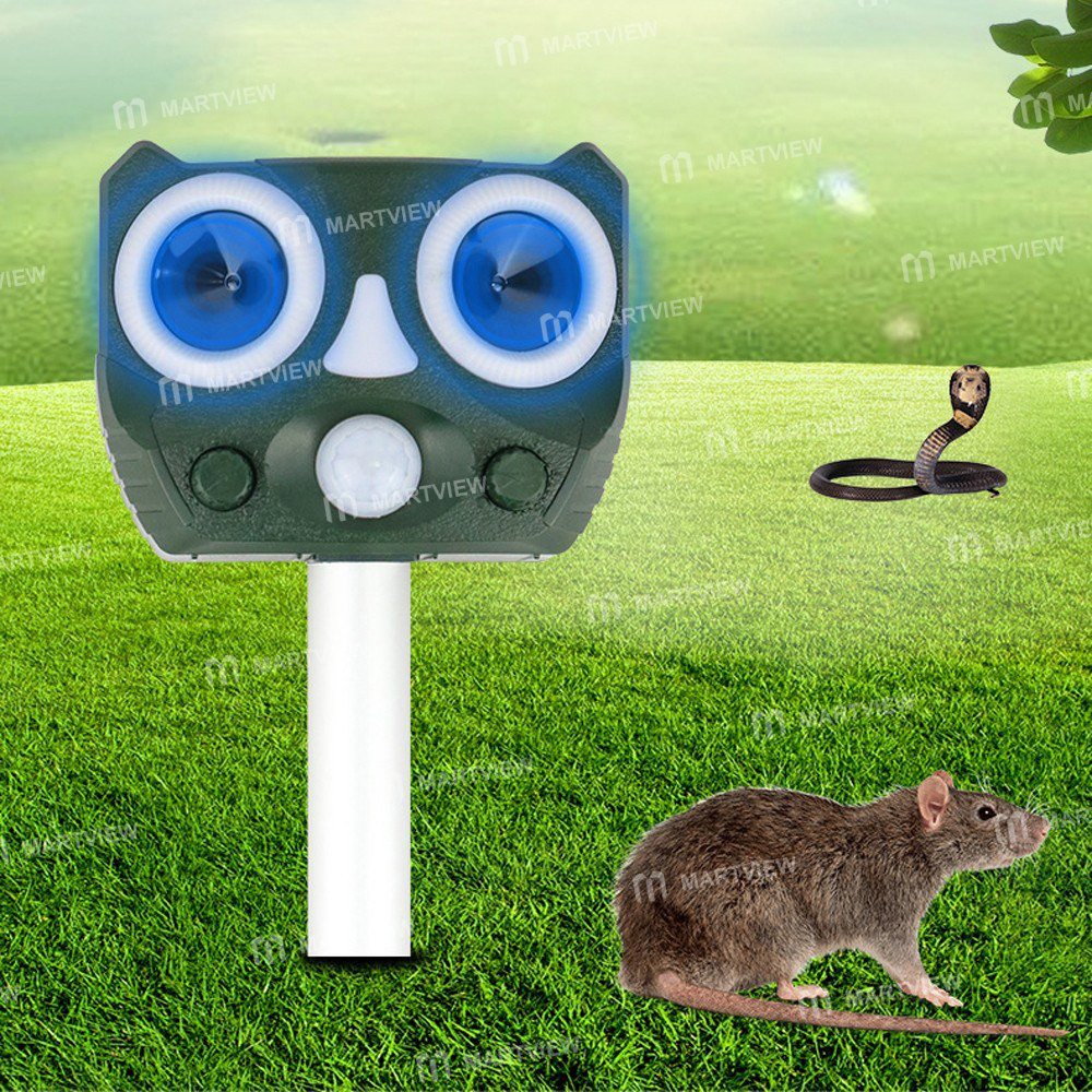 usb rechargeable-outdoor-waterproof-animals-repeller-11