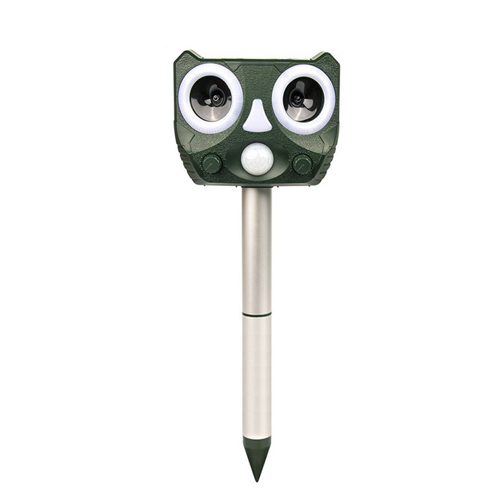 usb rechargeable-outdoor-waterproof-animals-repeller-01