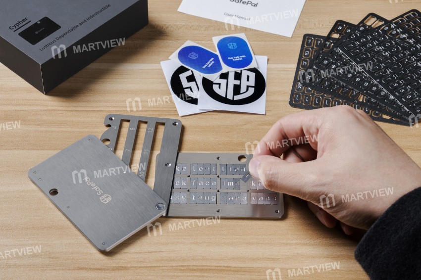 SafePal S1 Cryptocurrency Hardware Wallet - 100% offline - Indonesia