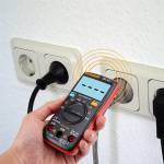 Zoyi ZT111 Portable Professional 9999 Count High precision DC/AC Digital Multimeter